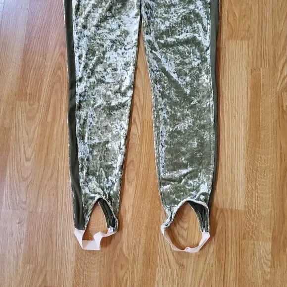 NEW! HAH | Velvet Stirrup Pants Leggings - size Small in Sage Green - Picture 7 of 16